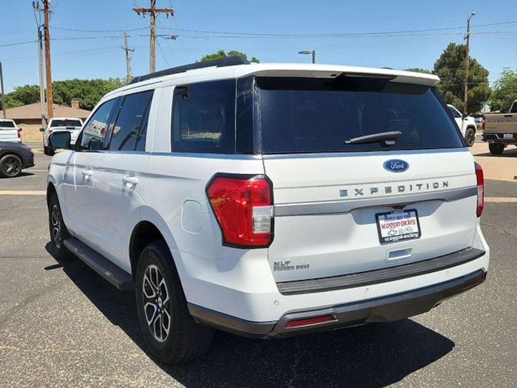 Used 2022 Ford Expedition XLT SUV