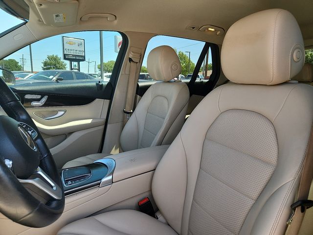 2022 Mercedes-Benz GLC GLC300 - Photo 12