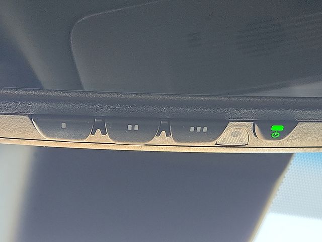 2022 Lexus ES 350 - Photo 22
