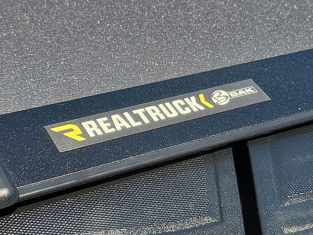2023 GMC Sierra 1500 AT4X - Photo 11