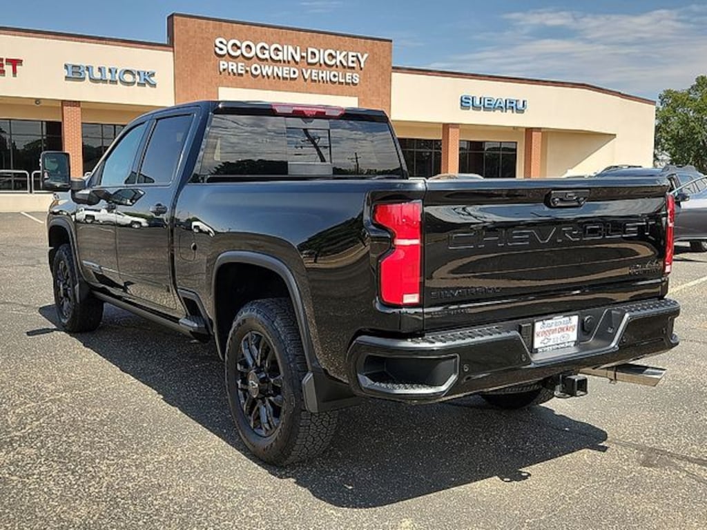Used 2026 Chevrolet Silverado 2500 HD High Country Truck Crew Cab