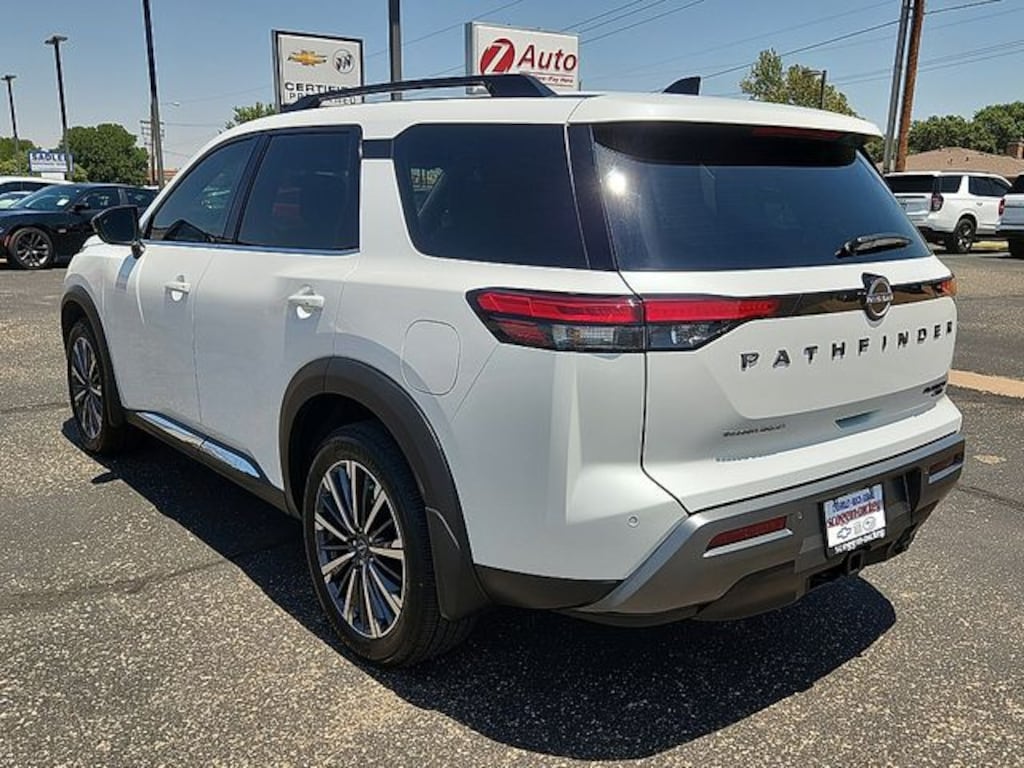 Used 2026 Nissan Pathfinder Platinum SUV