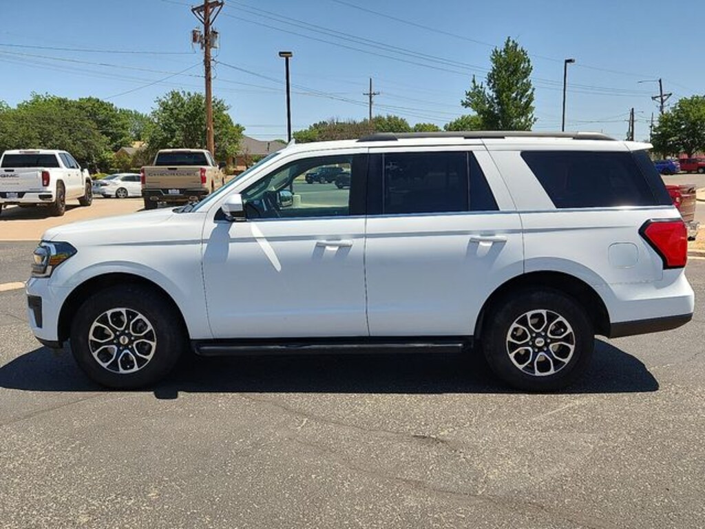 Used 2022 Ford Expedition XLT SUV