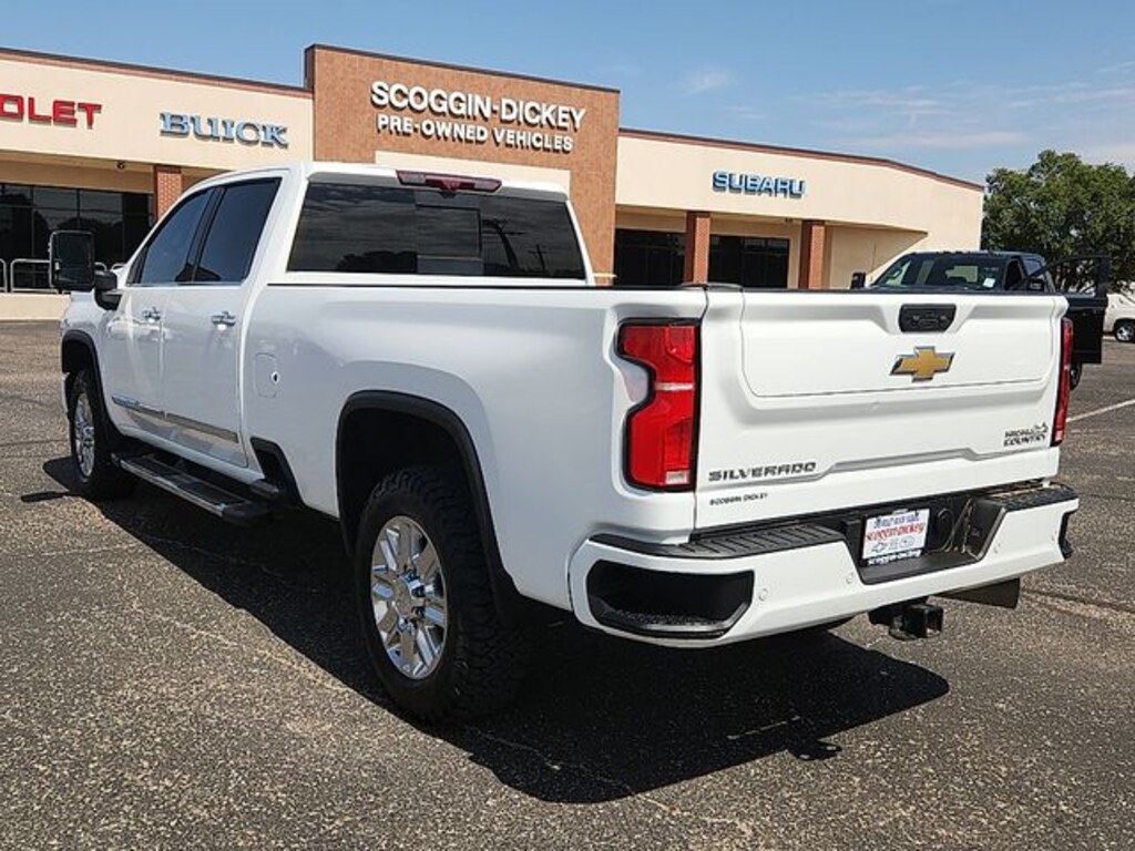 Used 2024 Chevrolet Silverado 3500 HD High Country Truck Crew Cab