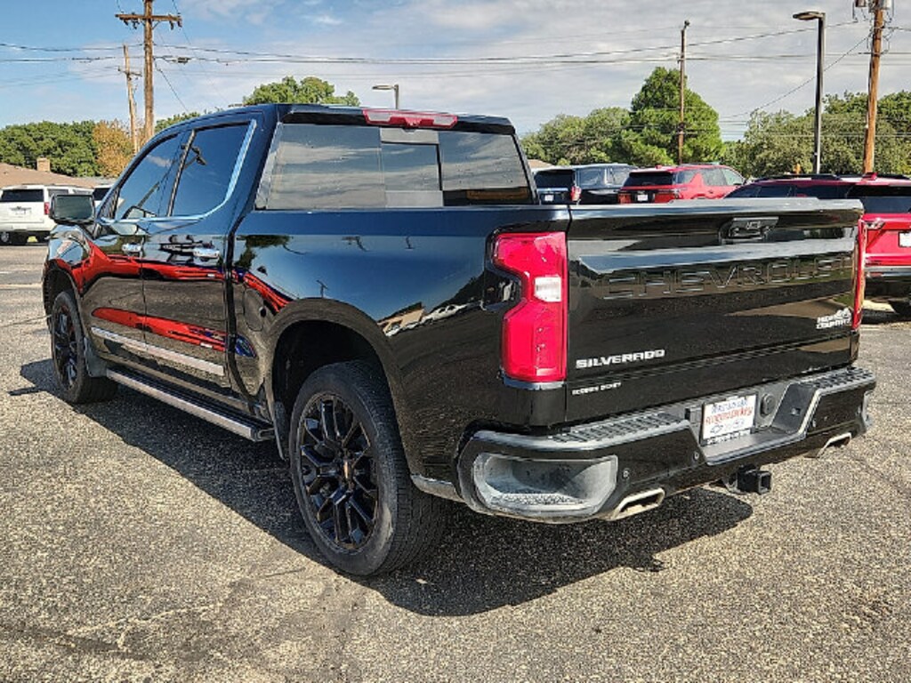 Used 2025 Chevrolet Silverado 1500 High Country Truck Crew Cab