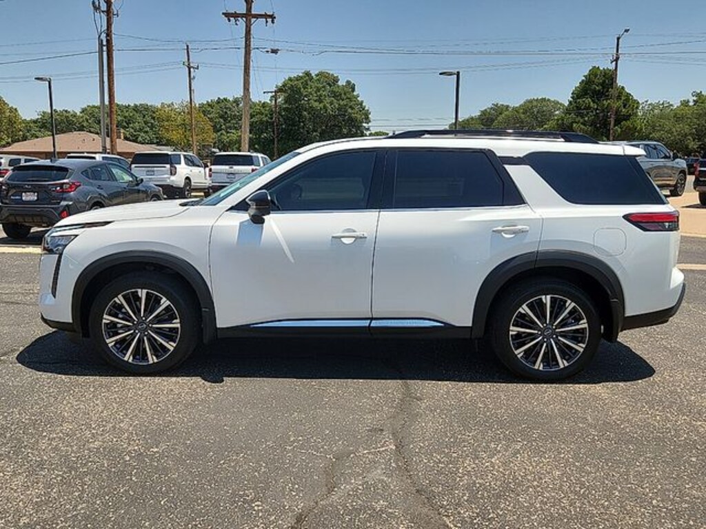 Used 2026 Nissan Pathfinder Platinum SUV