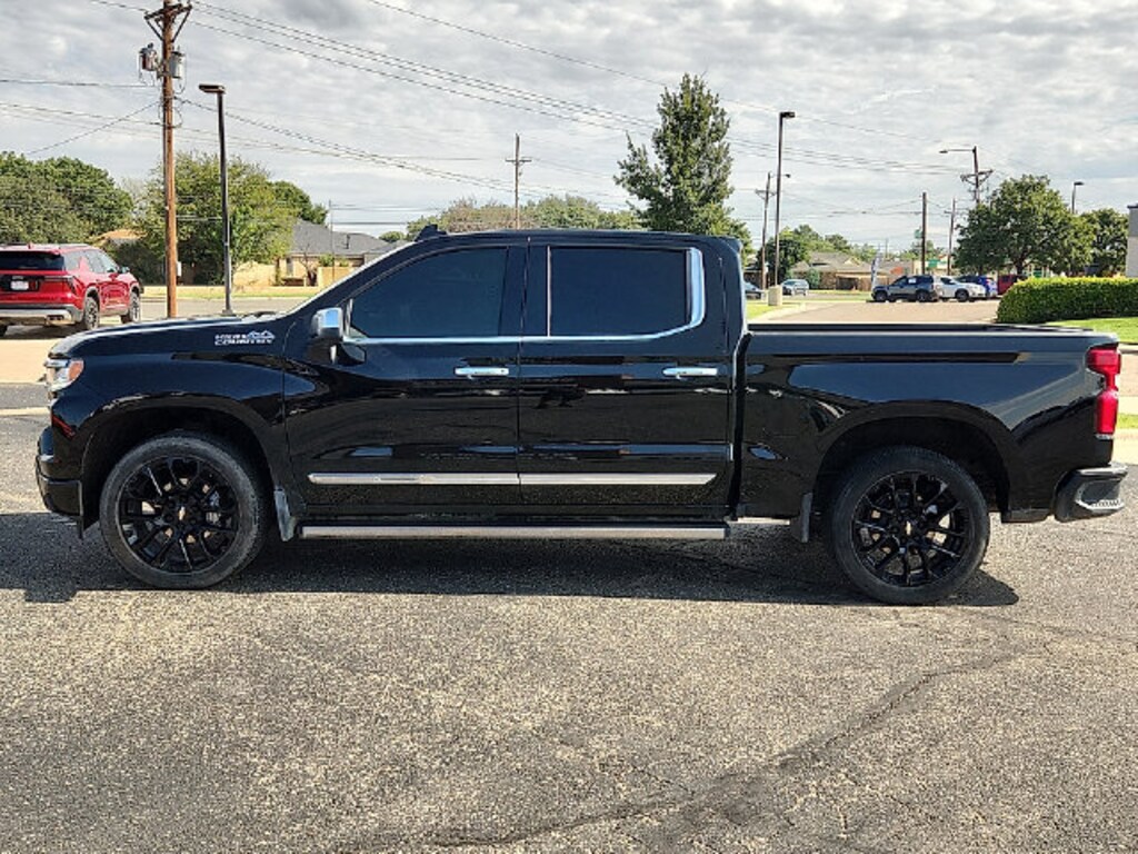 Used 2025 Chevrolet Silverado 1500 High Country Truck Crew Cab