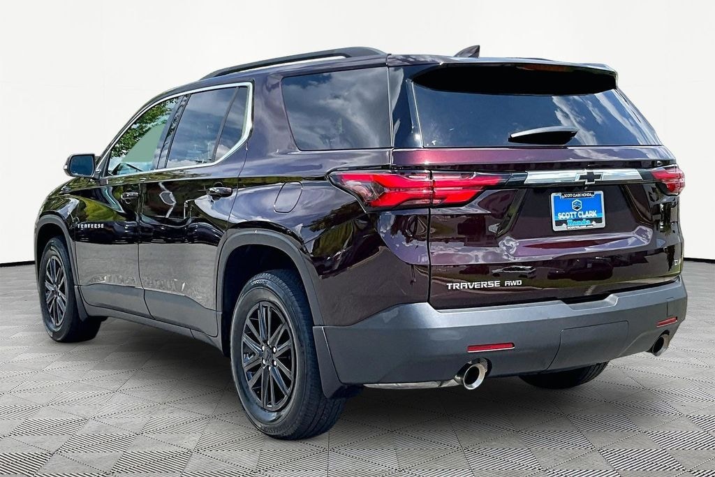 Used 2023 Chevrolet Traverse LT Cloth w/1LT SUV