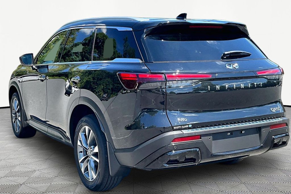 Used 2023 INFINITI QX60 LUXE SUV