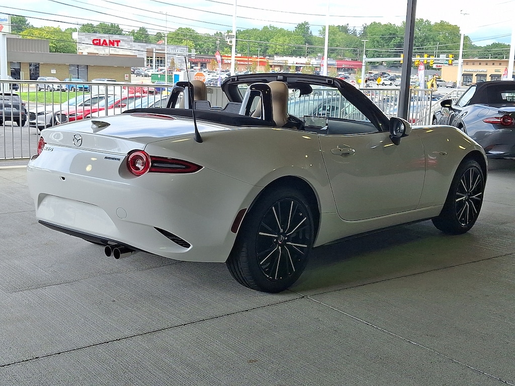 New 2026 Mazda MX-5 Miata Grand Touring Convertible