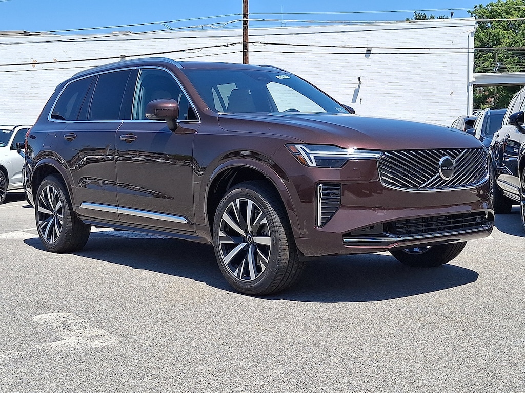 New 2026 Volvo XC90 B5 Core SUV