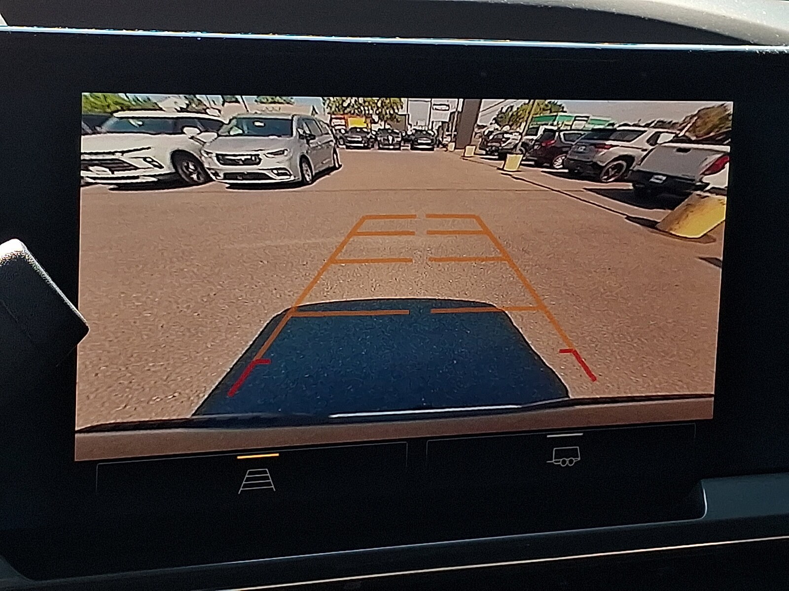 2022 Chevrolet Silverado 1500 LT - Photo 22