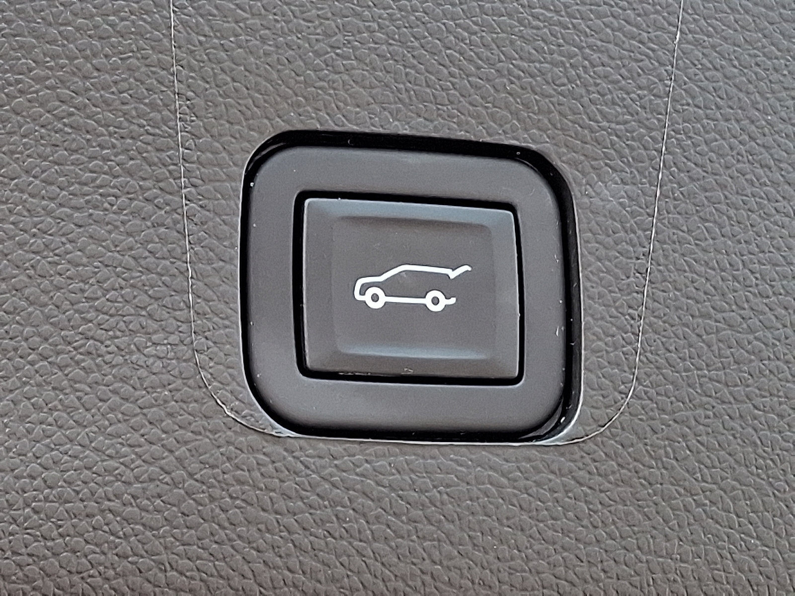 2023 Chevrolet Traverse RS - Photo 30