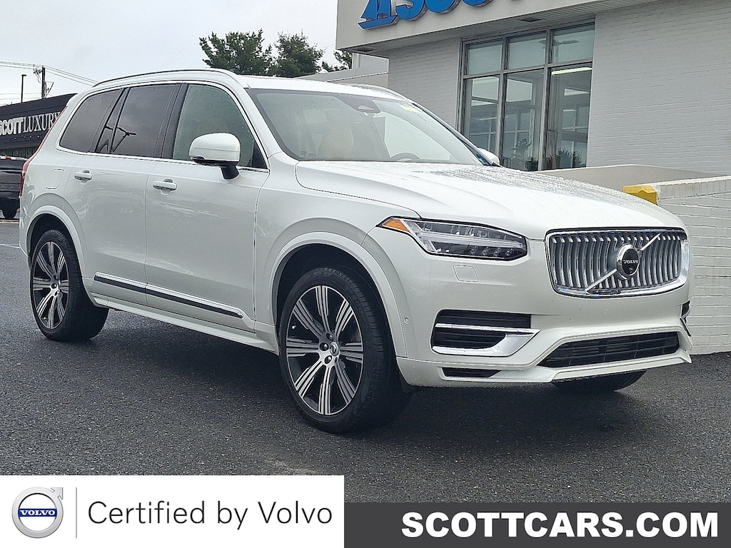 Certified 2025 Volvo XC90 plug-in hybrid T8 Ultra 7-Seater SUV