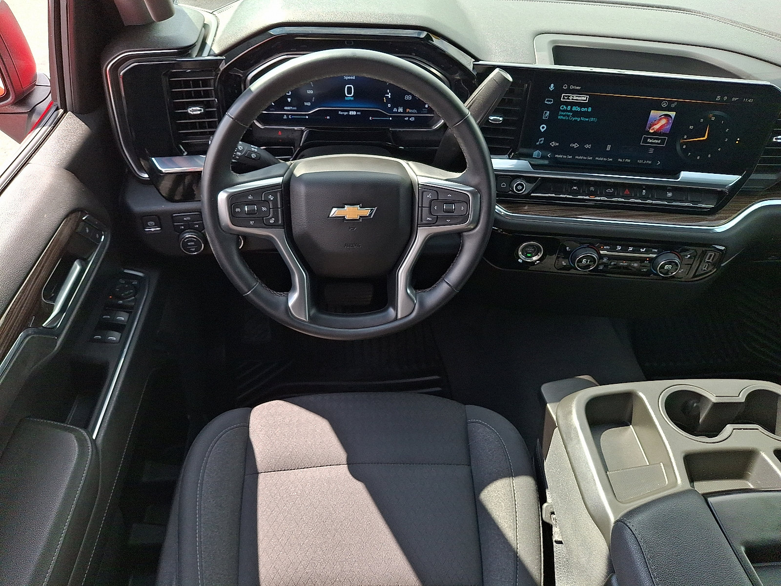 2023 Chevrolet Silverado 1500 LT - Photo 12