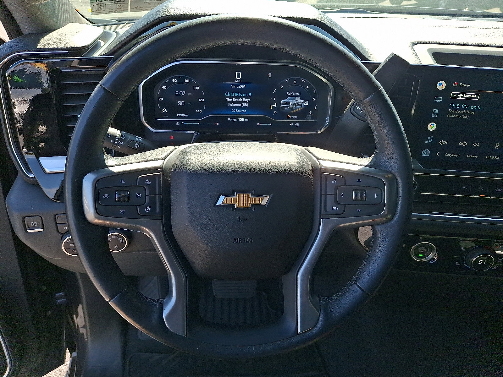 2022 Chevrolet Silverado 1500 LT - Photo 15