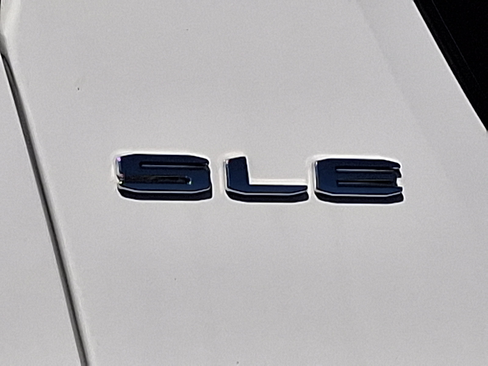 2023 GMC Acadia SLE - Photo 29
