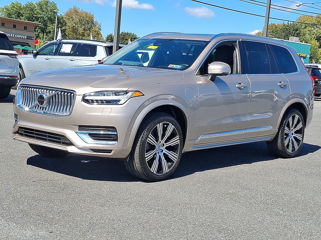 Certified 2024 Volvo XC90 Recharge Plug-In Hybrid Ultimate Bright Theme T8 eAWD PHEV Ultimate Bright Theme 7P