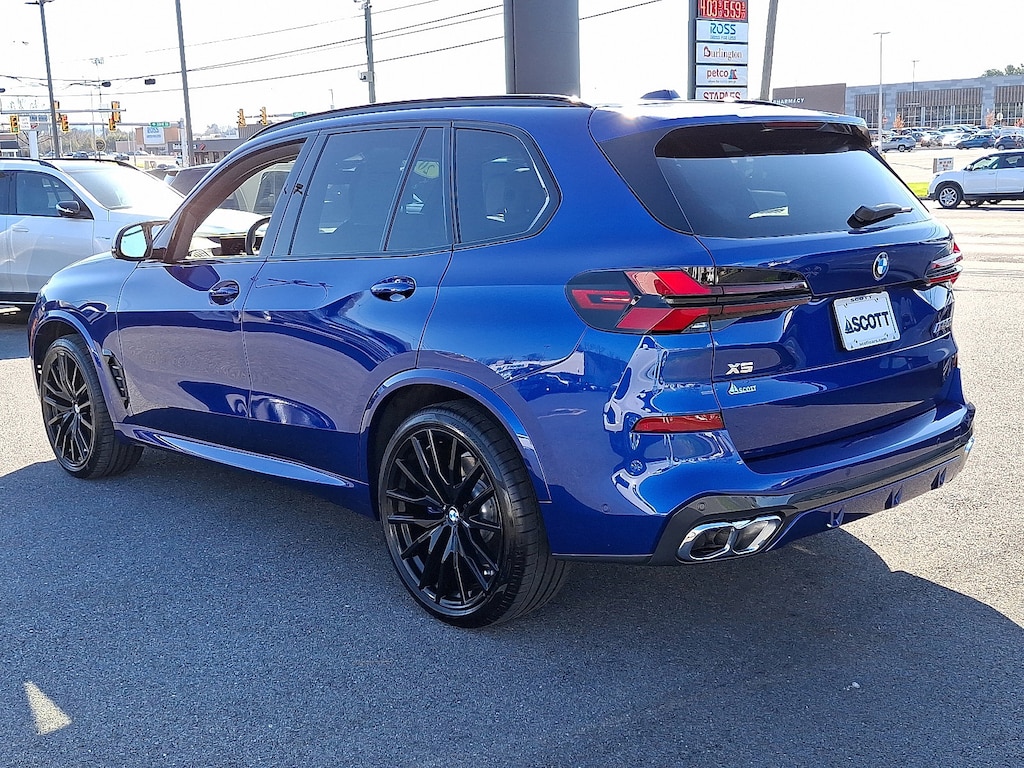 Used 2025 BMW X5 M60i SUV