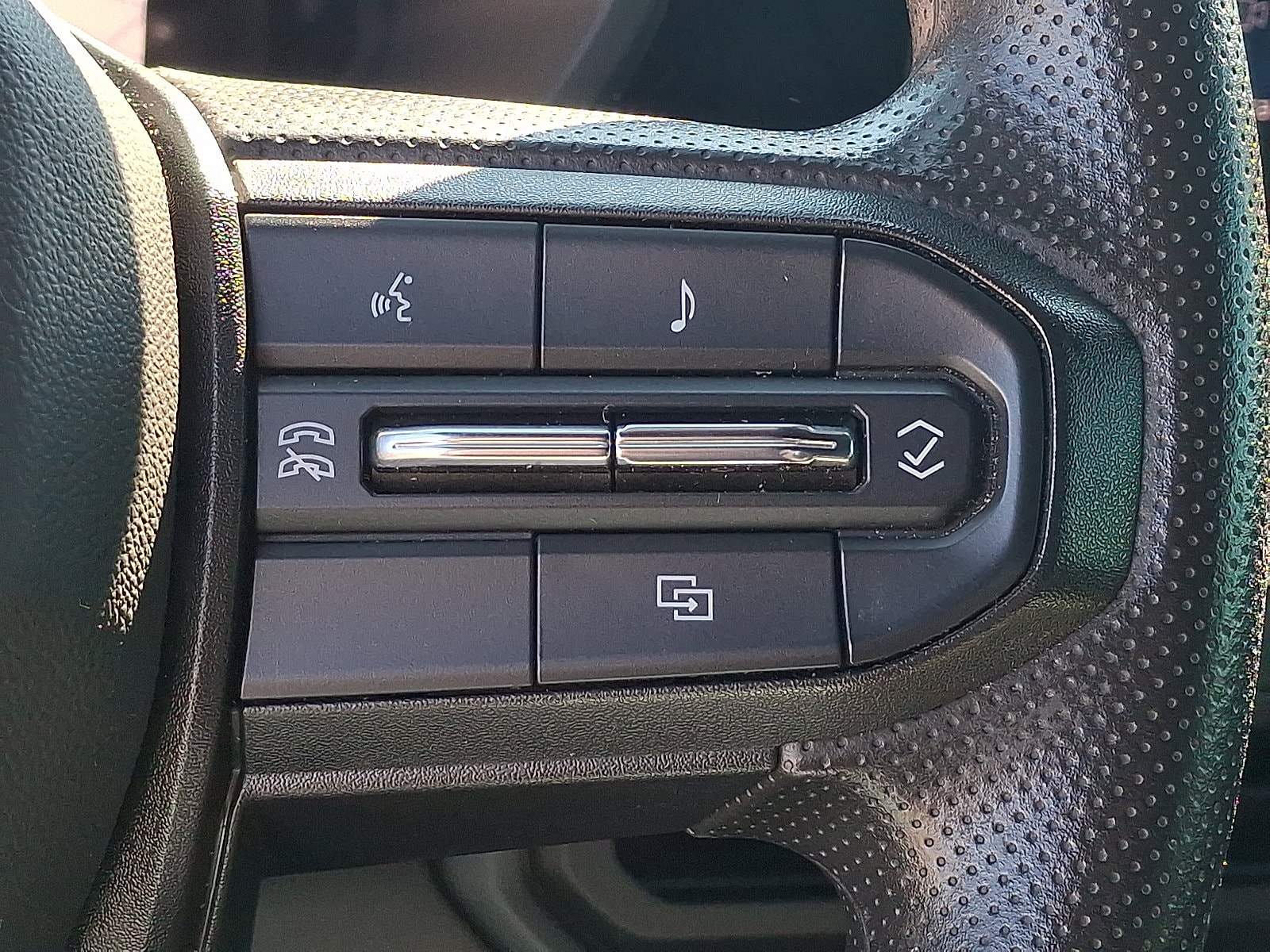 2024 Chevrolet Colorado Trail Boss - Photo 16