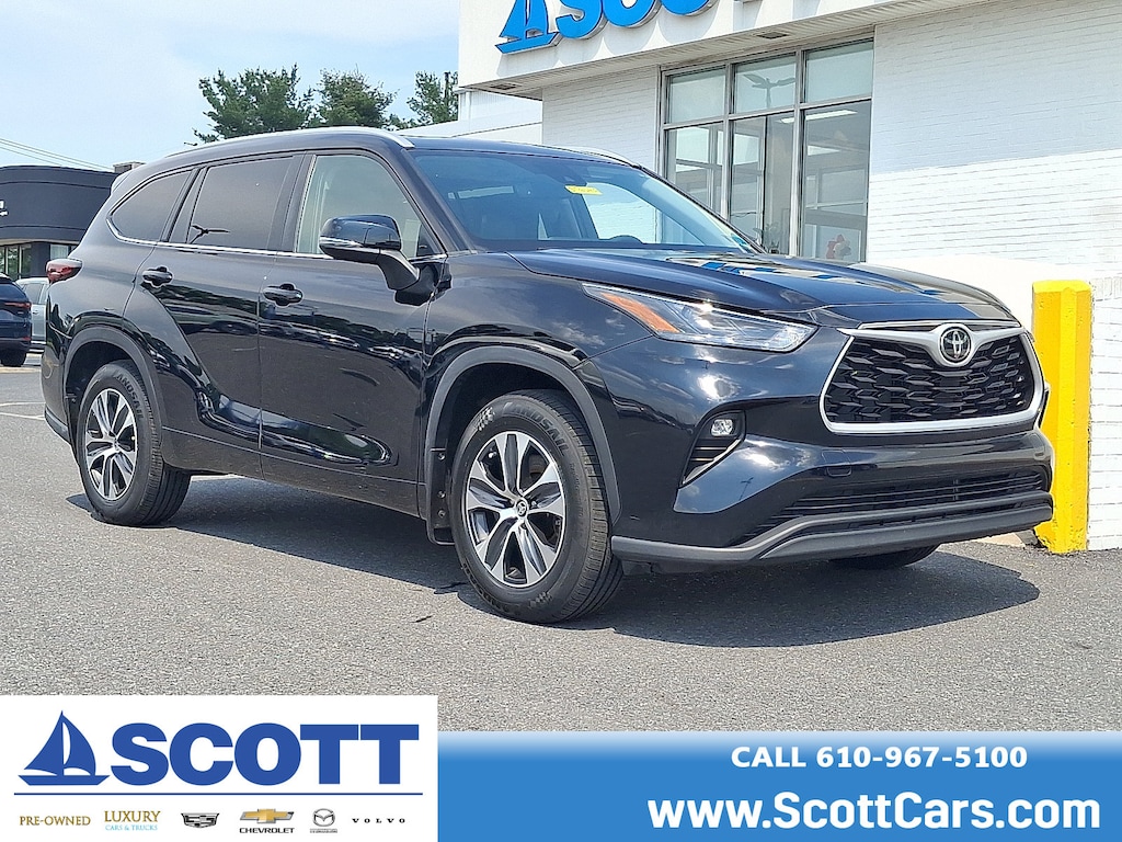 Used 2024 Toyota Highlander XLE SUV