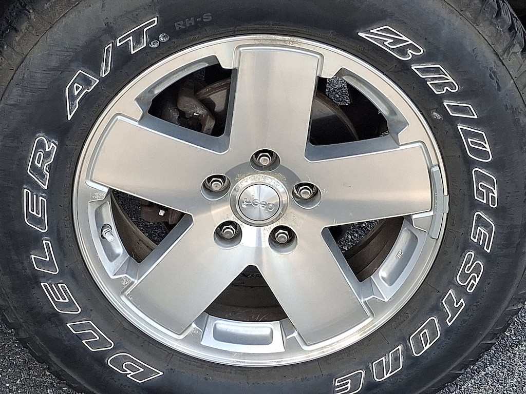 Used 2009 Jeep Wrangler Unlimited Sahara SUV