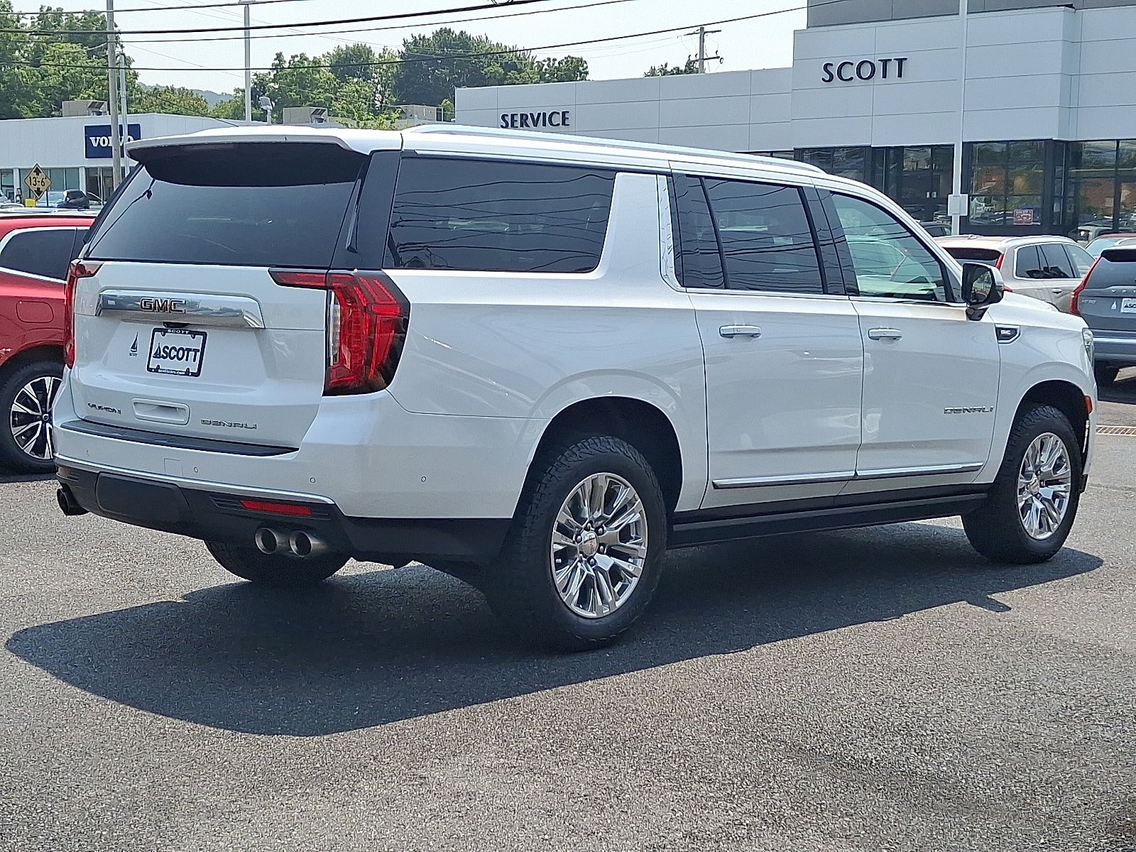 2024 GMC Yukon XL Denali - Photo 6