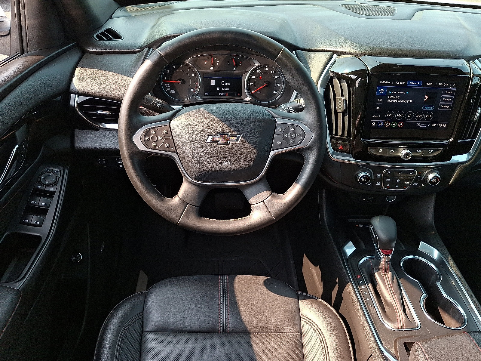 2023 Chevrolet Traverse RS - Photo 12
