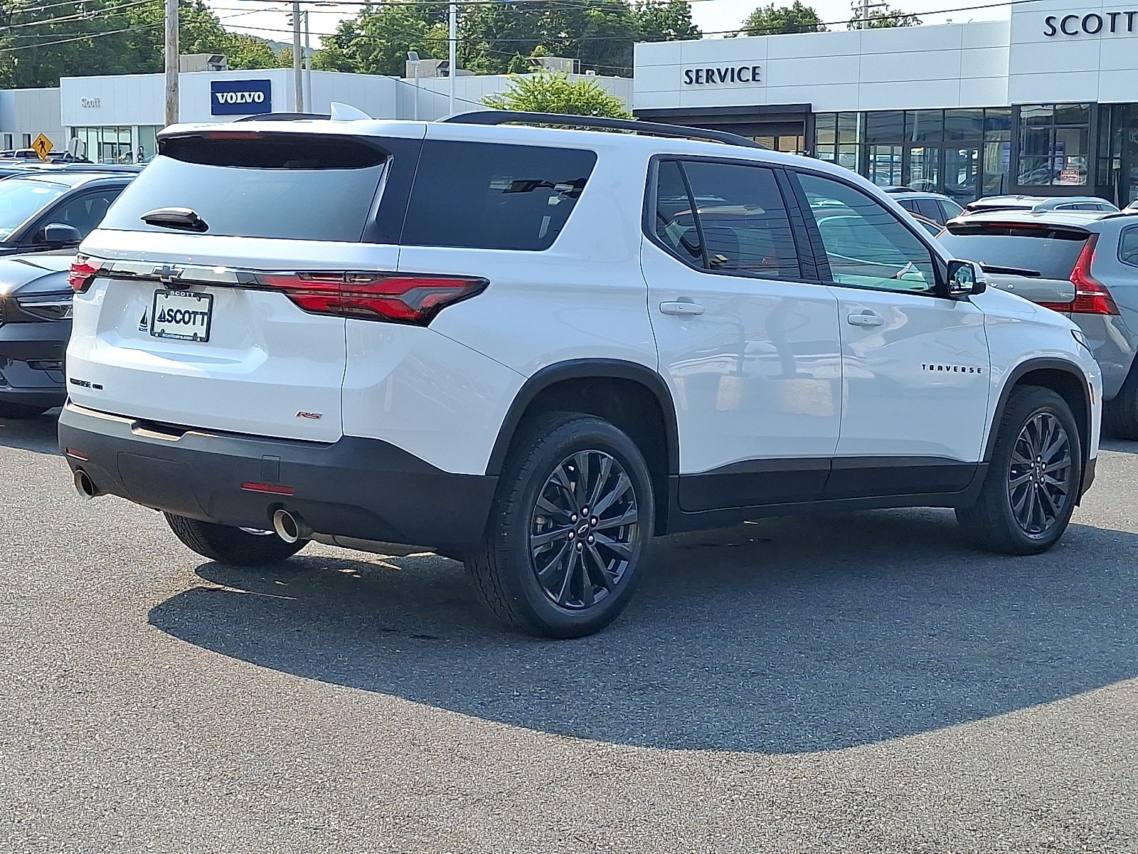 2023 Chevrolet Traverse RS - Photo 6