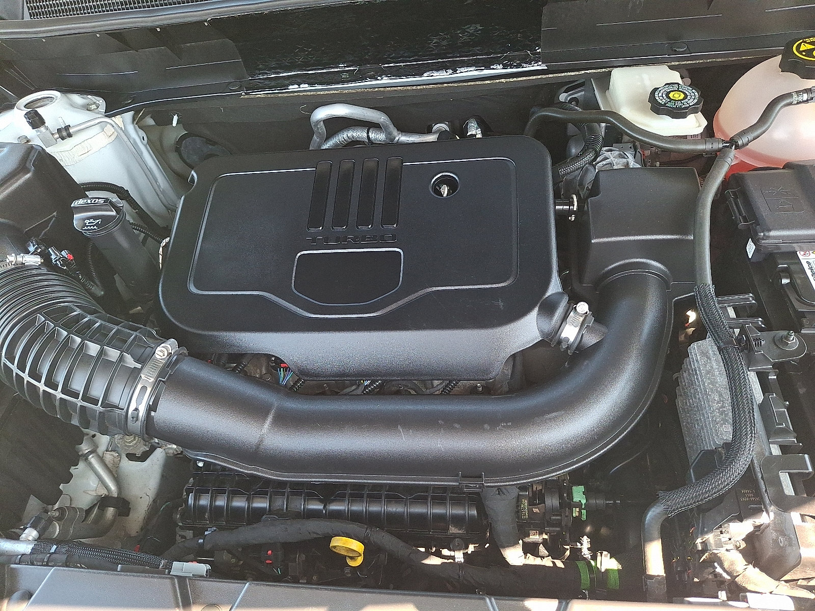 2023 GMC Acadia SLE - Photo 24