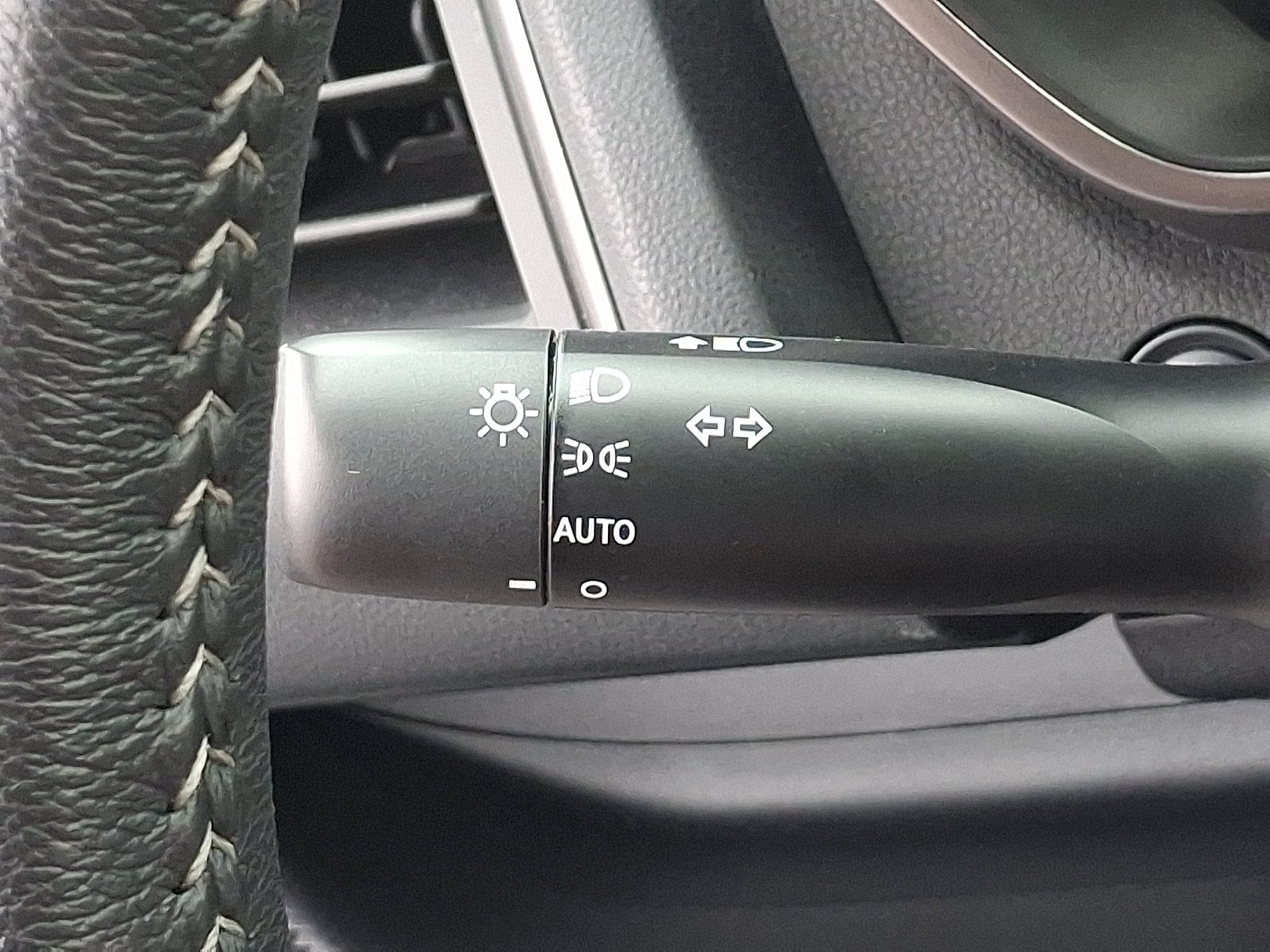 2025 Subaru Ascent Premium - Photo 26