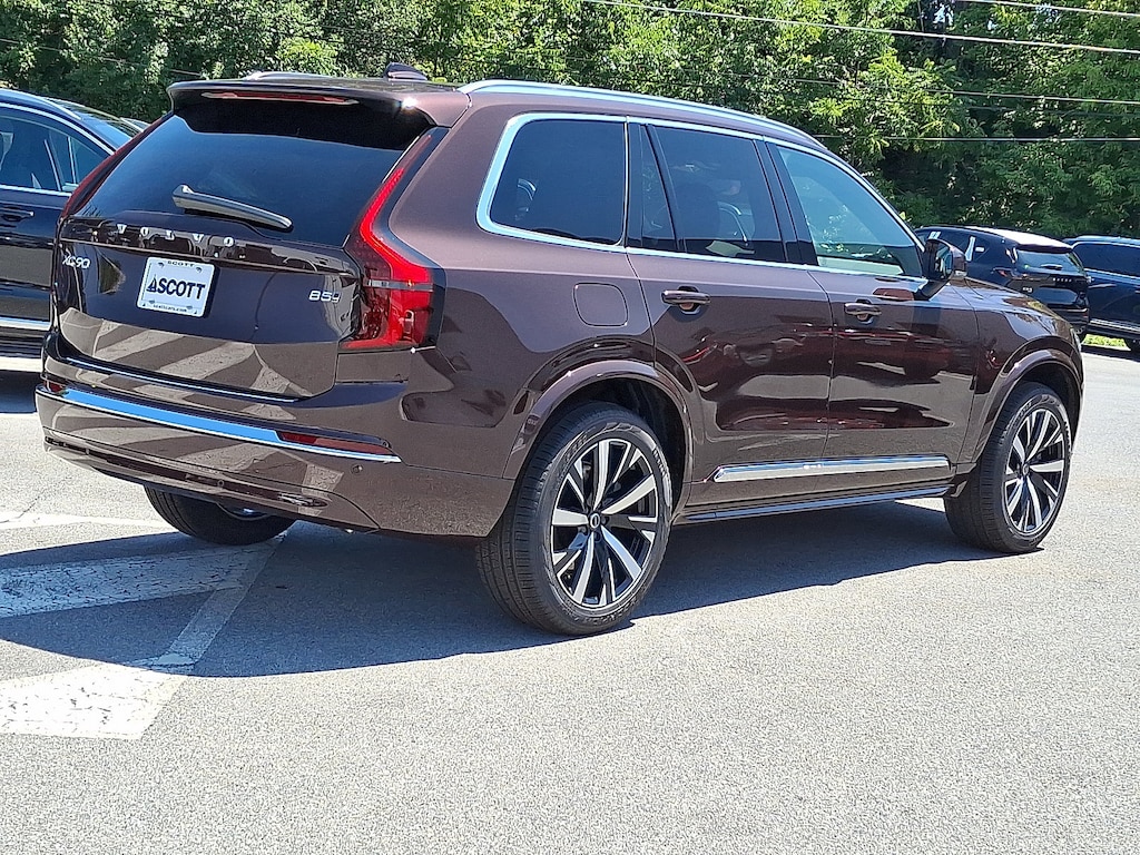 New 2026 Volvo XC90 B5 Core SUV