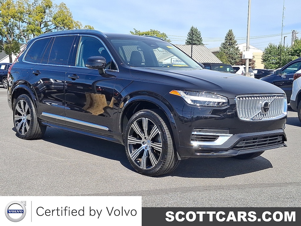 Certified 2025 Volvo XC90 plug-in hybrid T8 Ultra 7-Seater SUV
