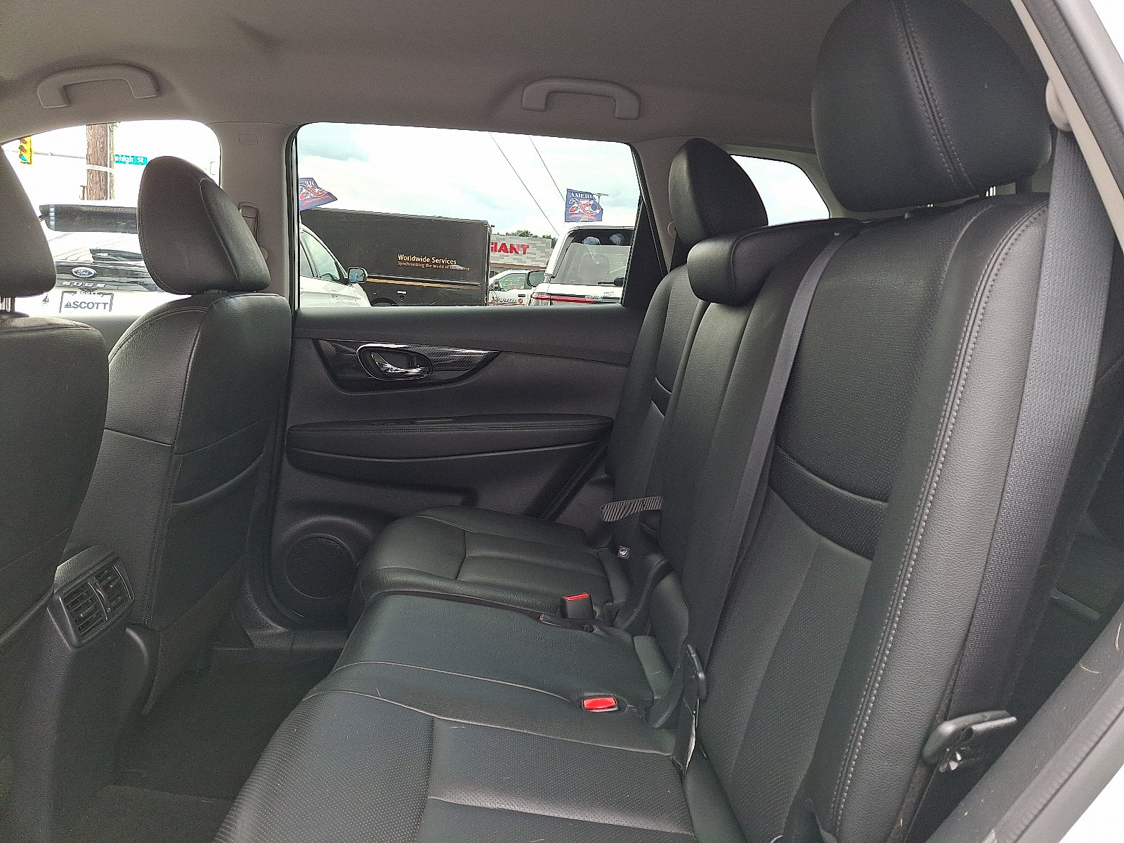 2020 Nissan Rogue SL - Photo 11