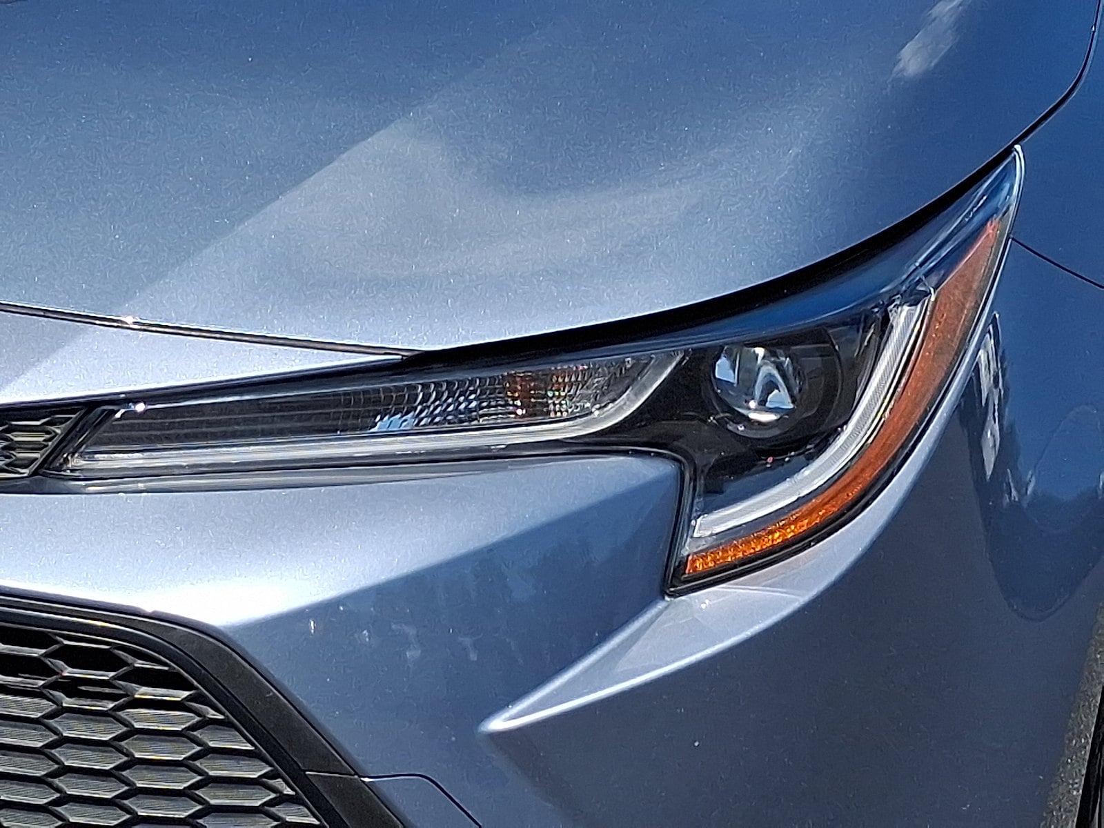 2022 Toyota Corolla LE - Photo 9