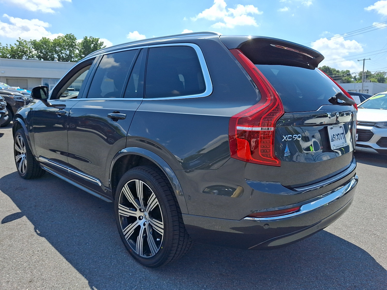 Certified 2024 Volvo XC90 Recharge Plug-In Hybrid Ultimate Bright Theme T8 eAWD PHEV Ultimate Bright Theme 7P