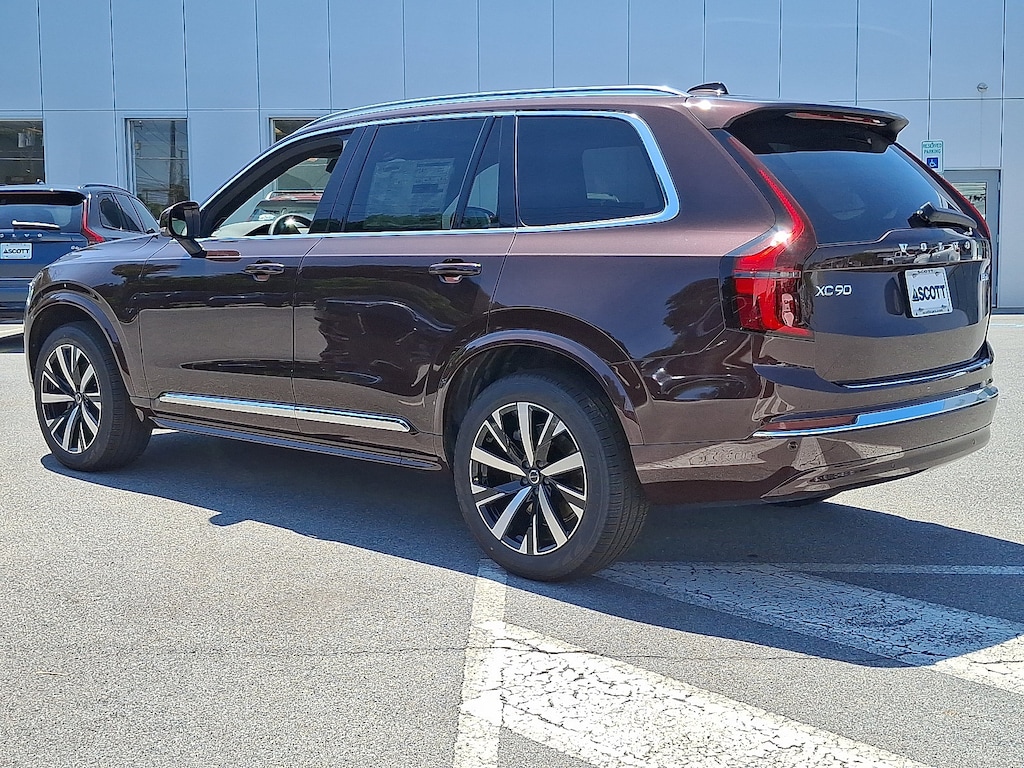 New 2026 Volvo XC90 B5 Core SUV