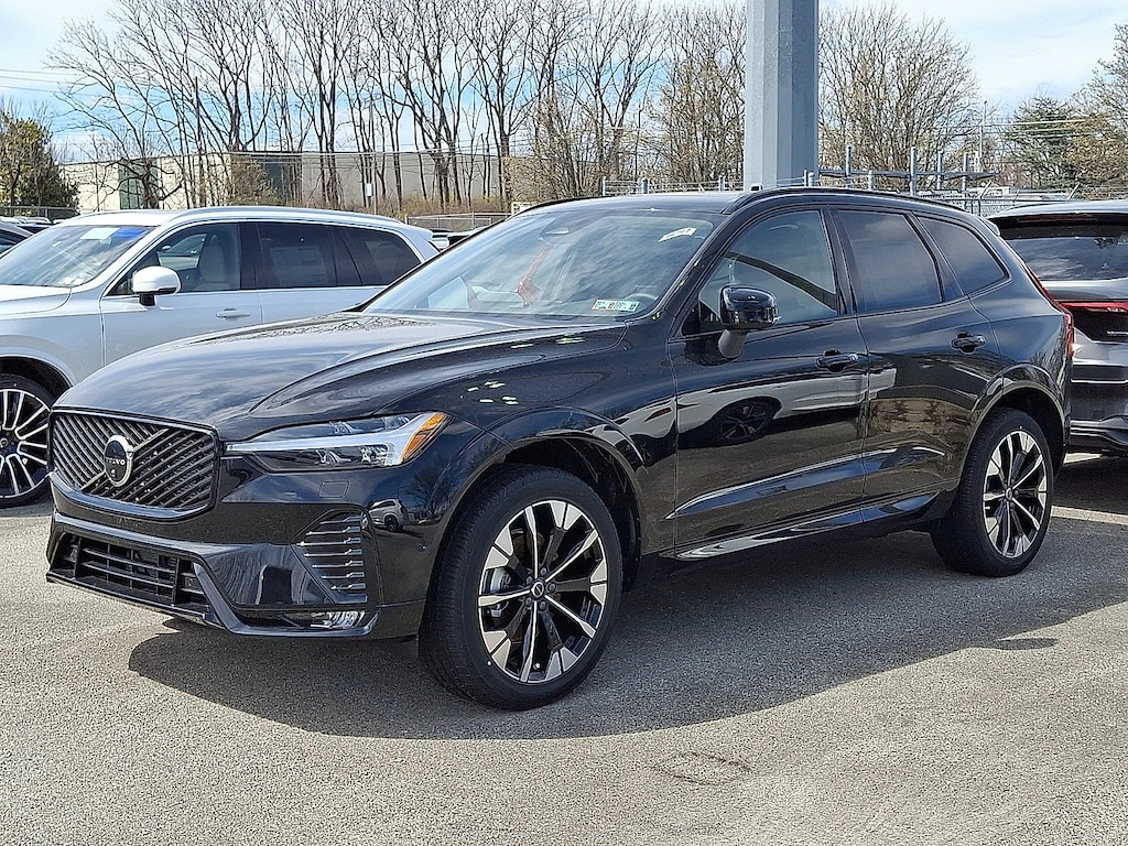 New 2026 Volvo XC60 B5 Plus SUV