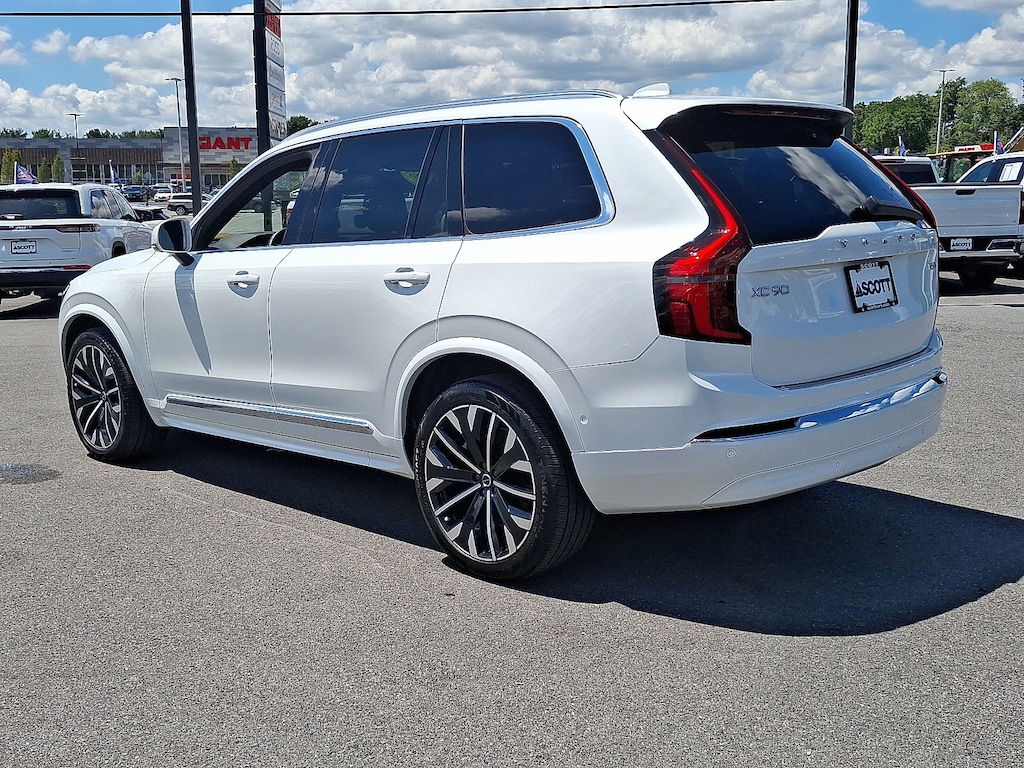 Certified 2026 Volvo XC90 B6 Plus 7-Seater SUV