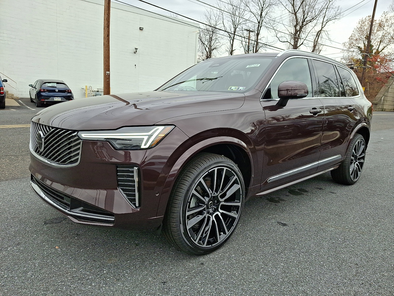 2026 Volvo XC90 Plus - Photo 2