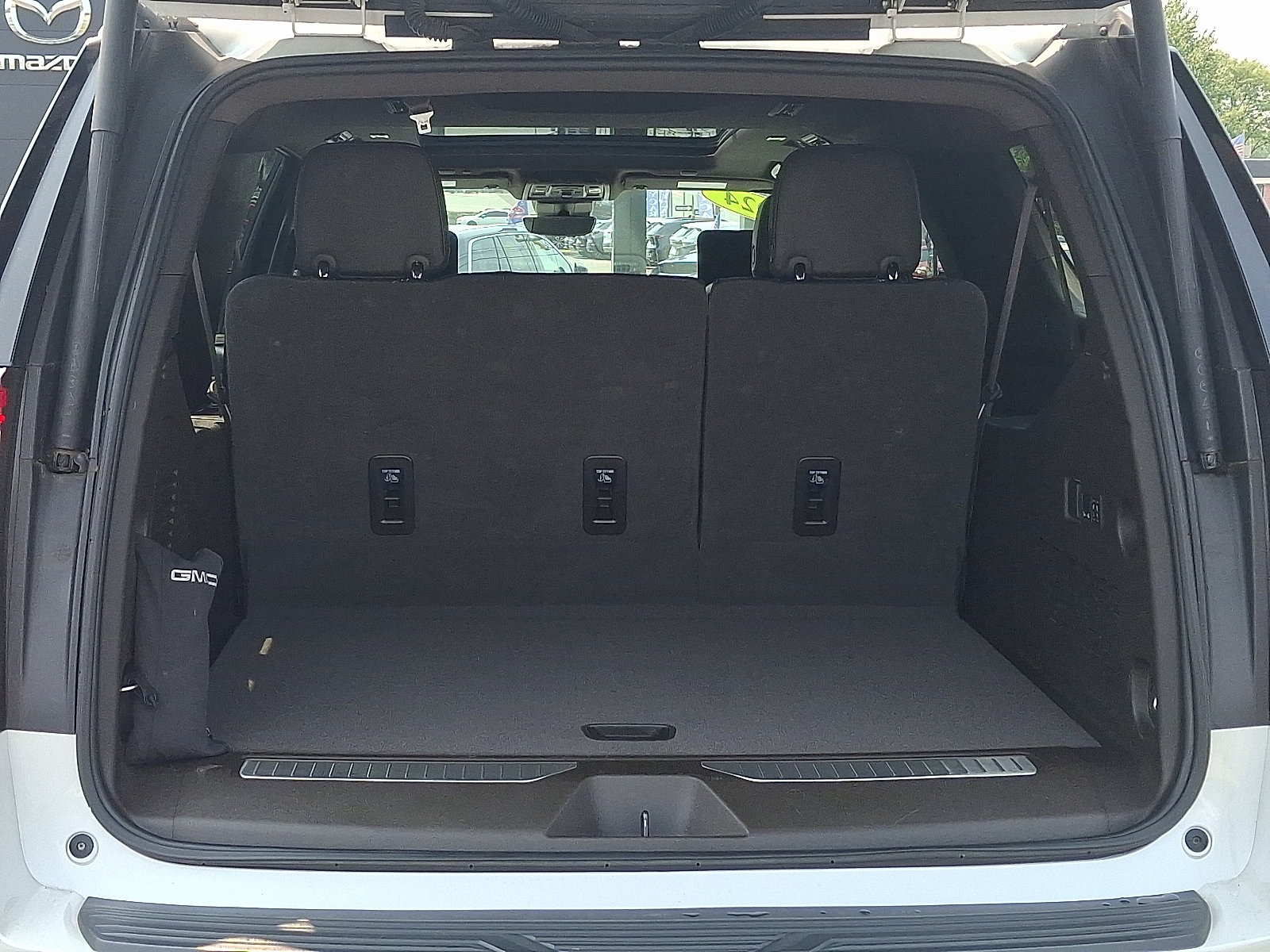 2024 GMC Yukon XL Denali - Photo 30