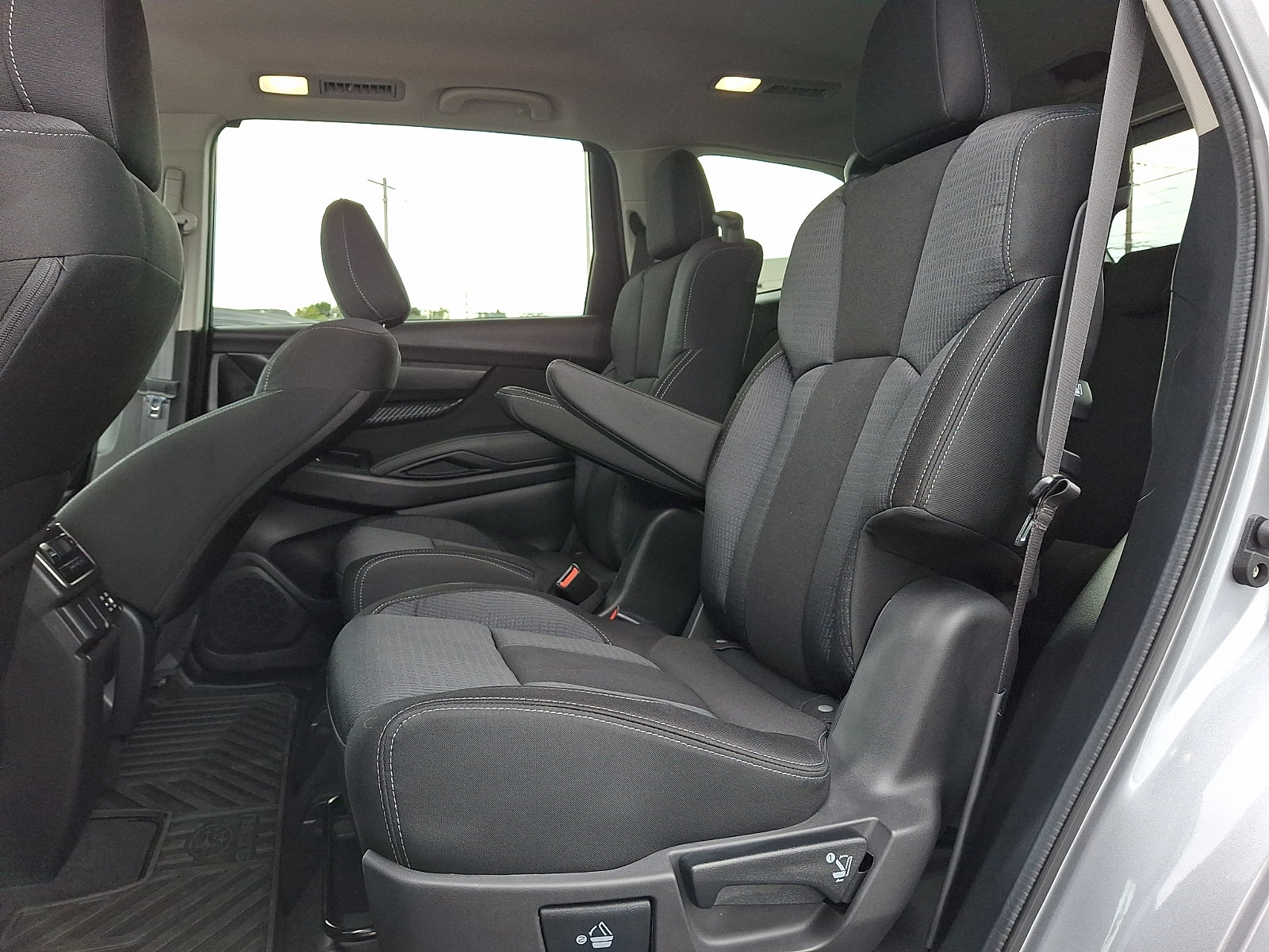 2025 Subaru Ascent Premium - Photo 11