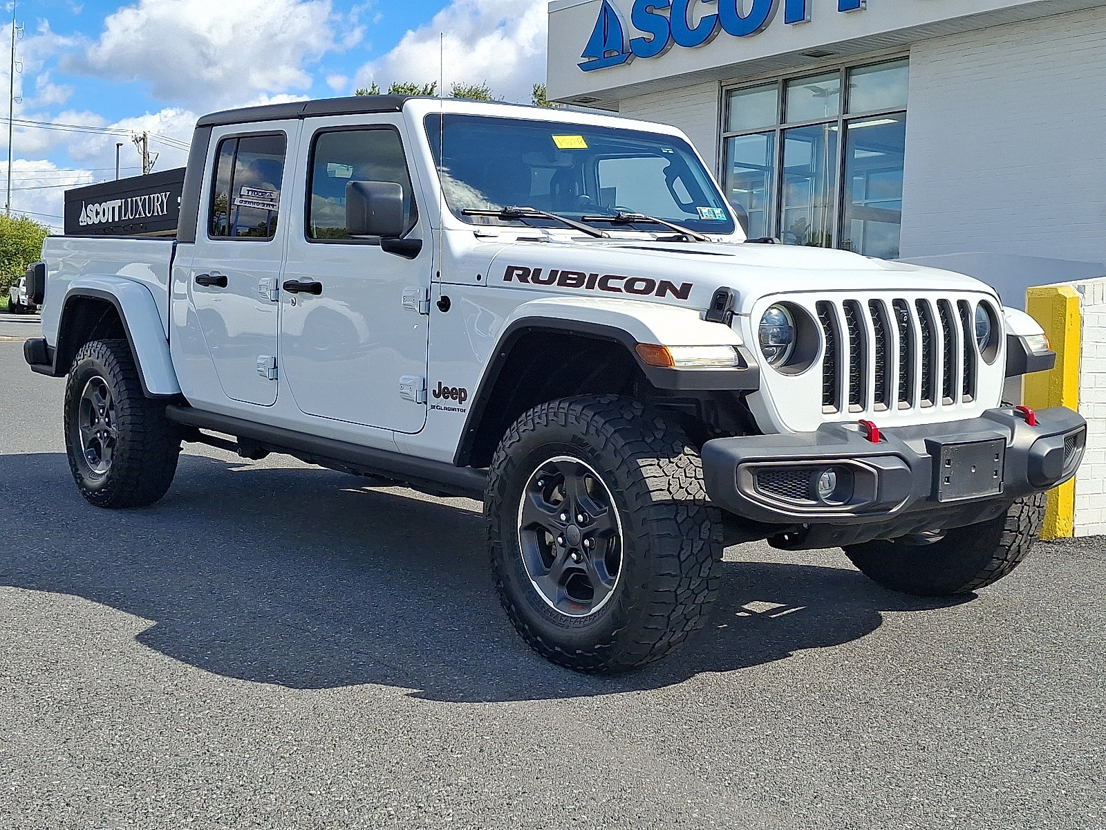 2023 Jeep Gladiator