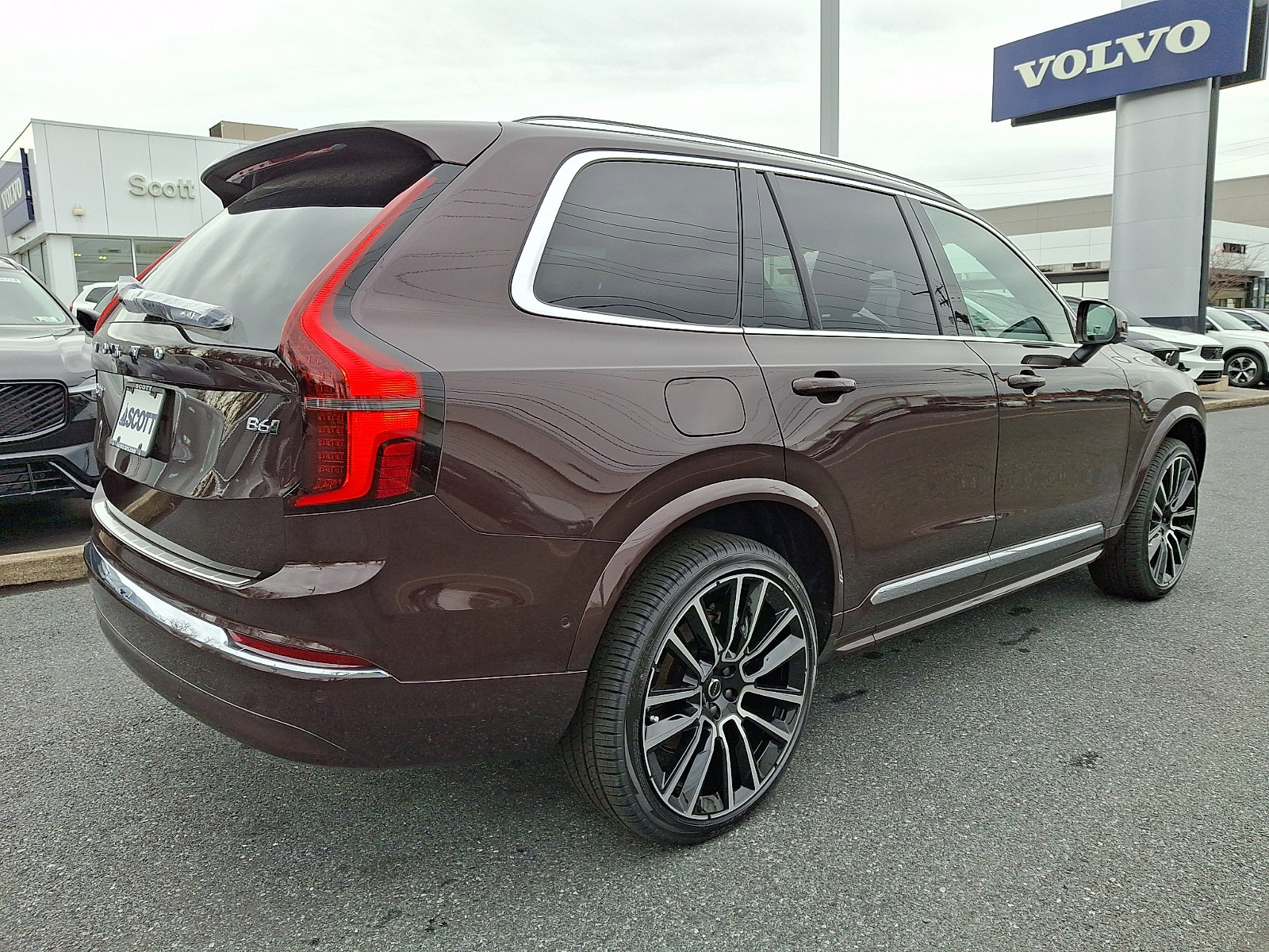 2026 Volvo XC90 Plus - Photo 4