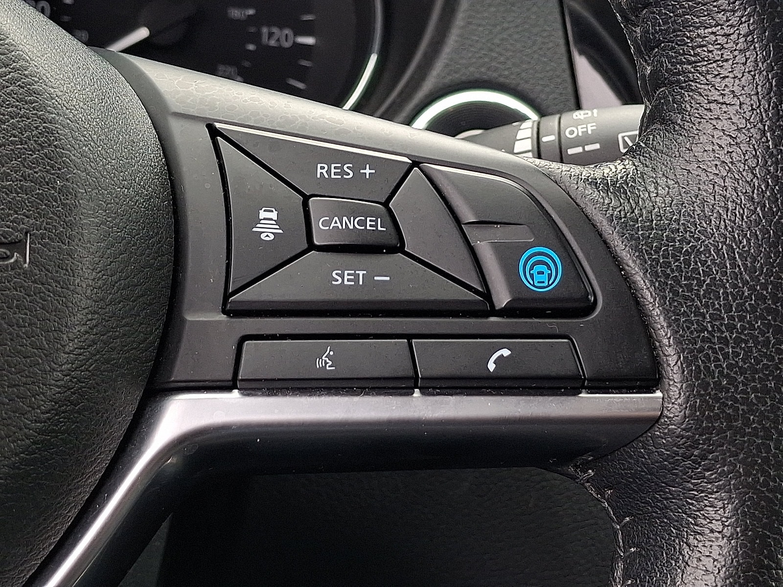 2020 Nissan Rogue SL - Photo 17