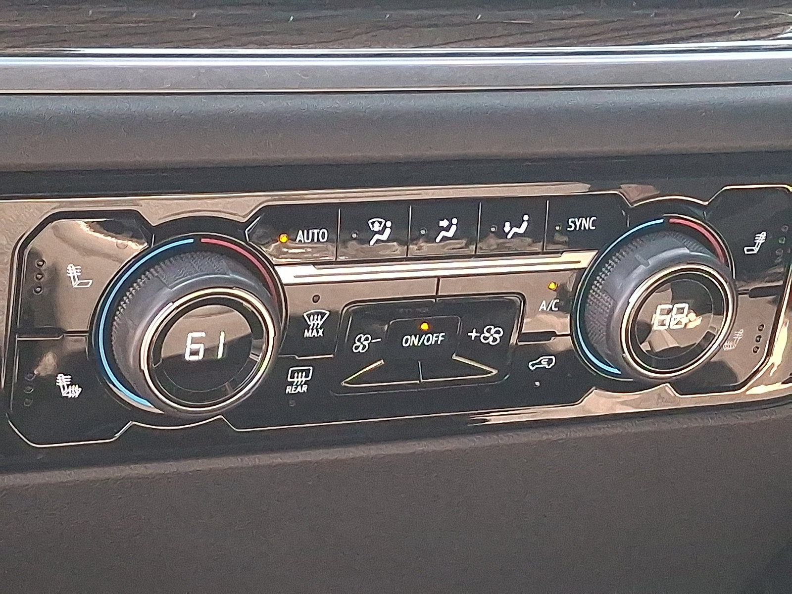 2022 Chevrolet Silverado 1500 LT - Photo 20