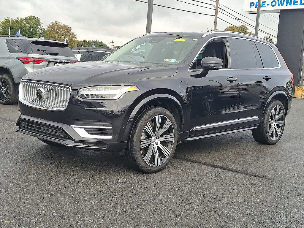 Certified 2025 Volvo XC90 plug-in hybrid T8 Plus 7-Seater SUV