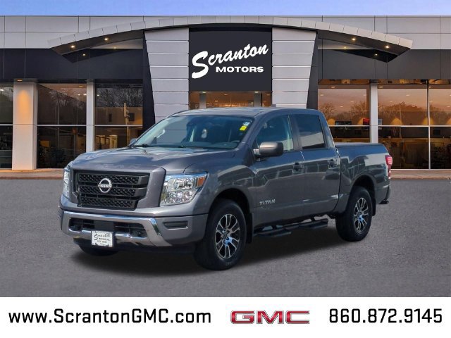 2024 Nissan Titan SV