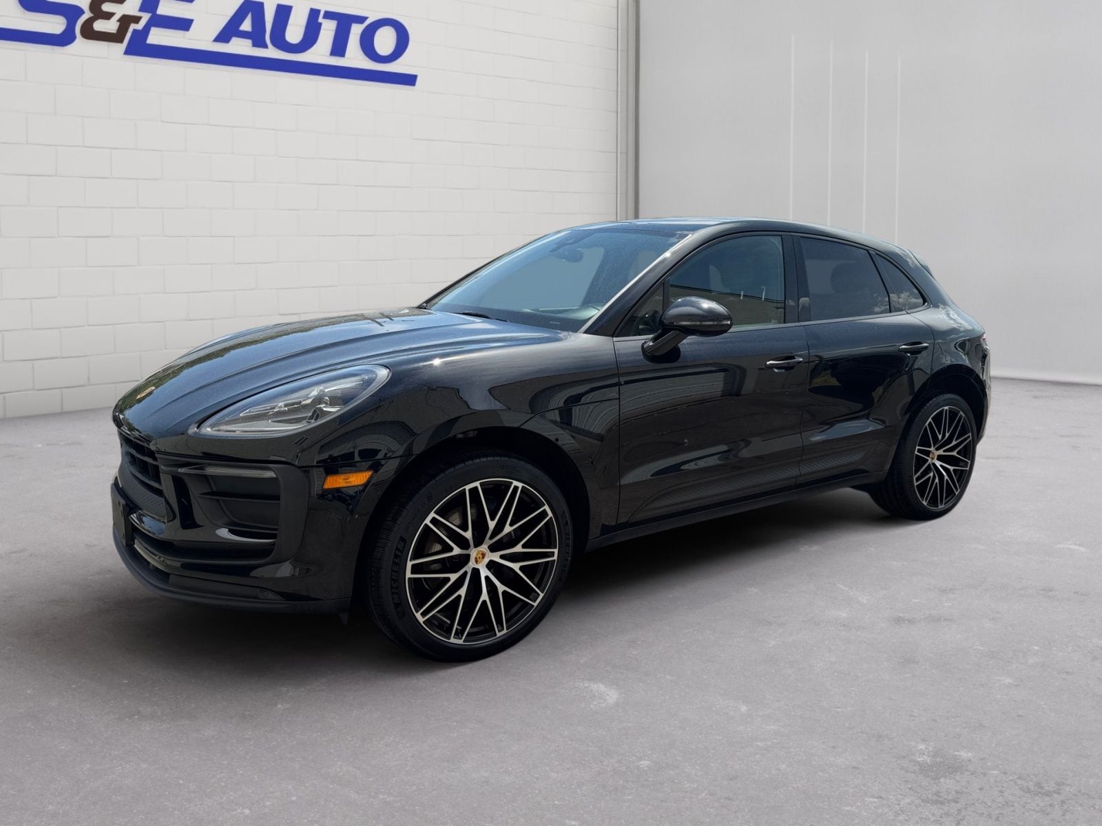 2022 Porsche Macan