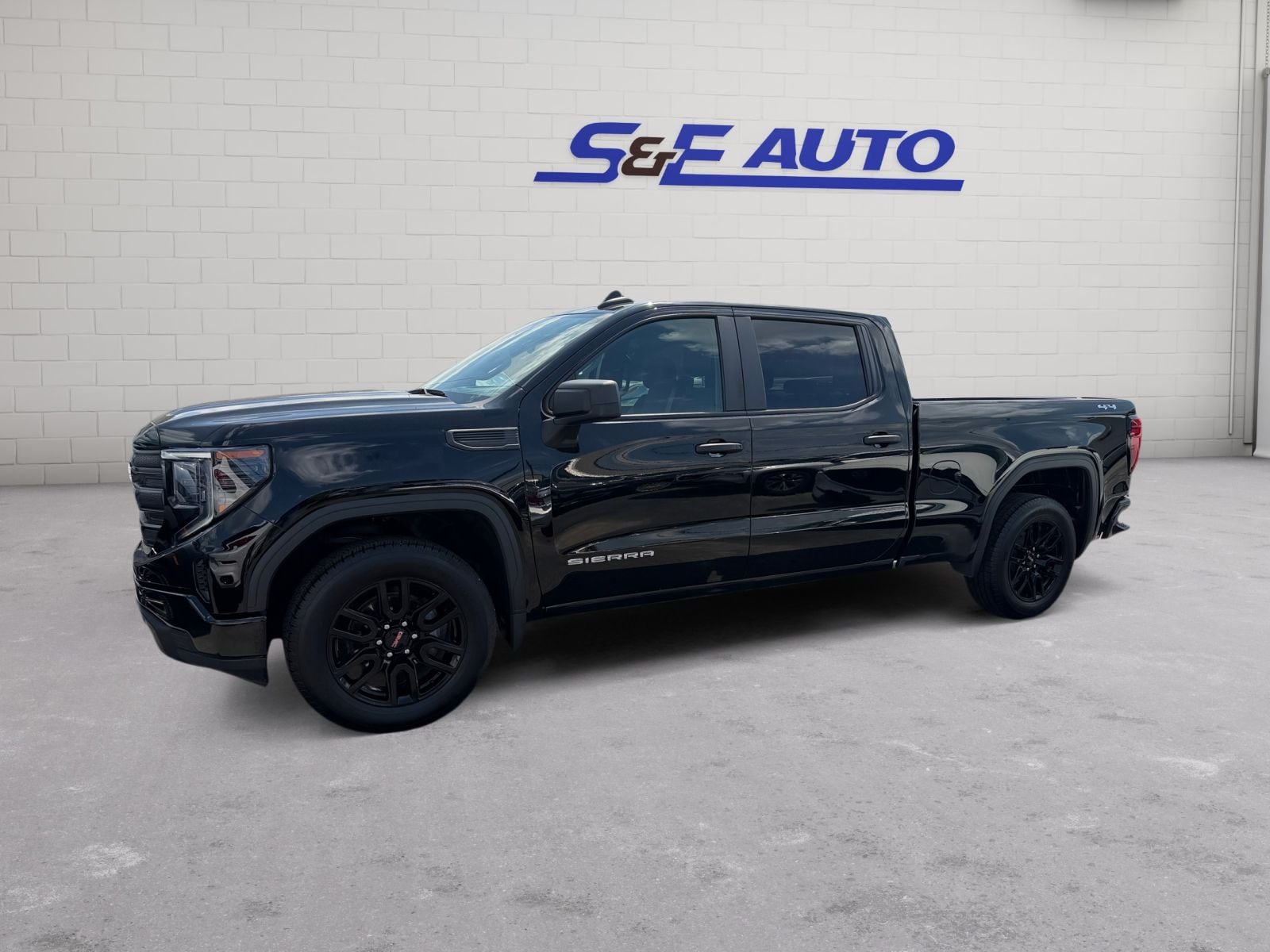 2024 GMC Sierra 1500 Pro